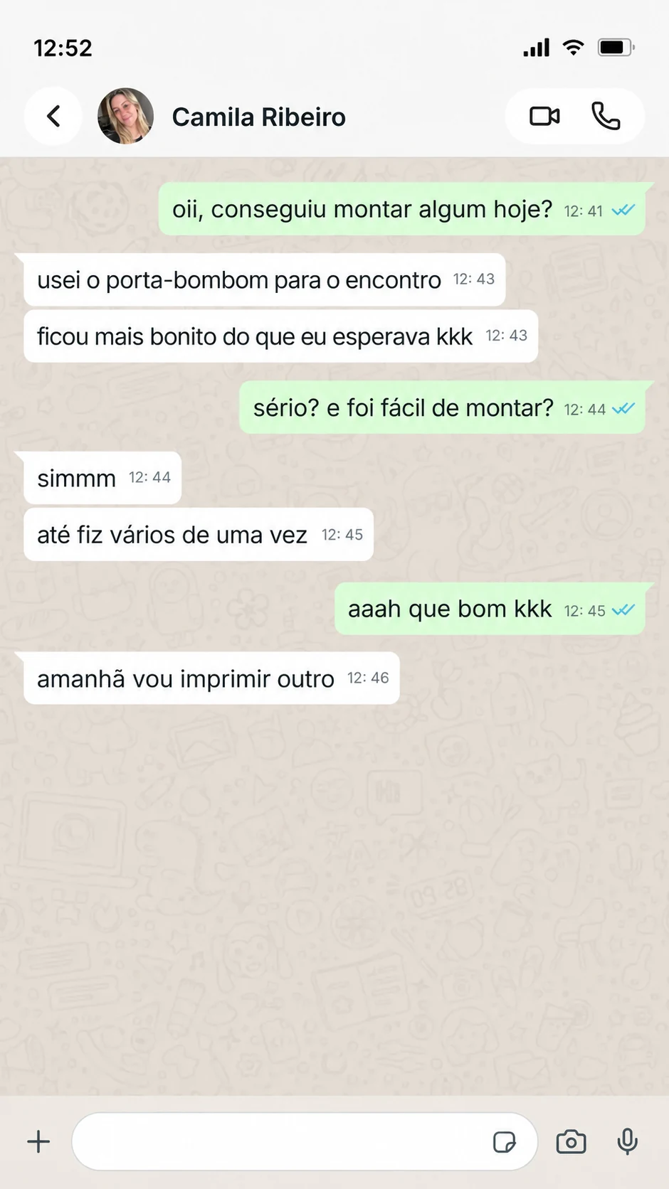 Conversa ilustrativa de Camila sobre os moldes de lembrancinhas